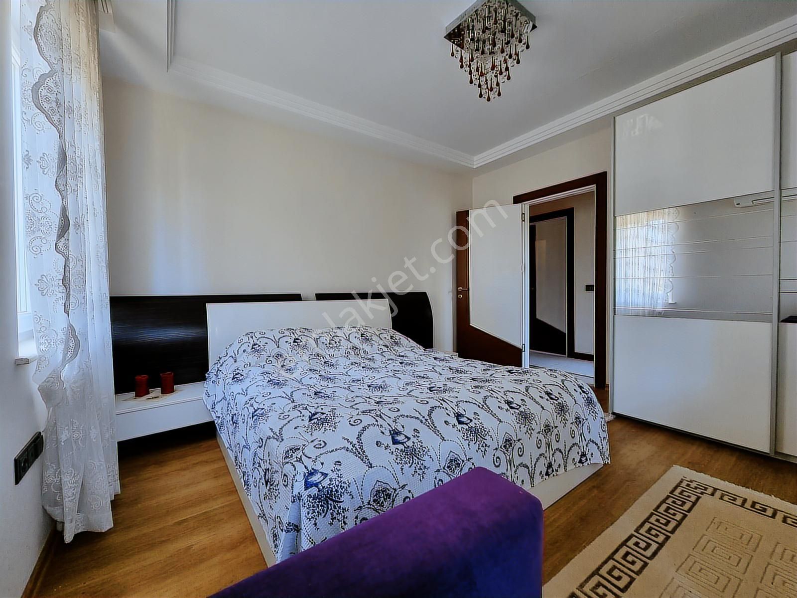 Yalı Caddesi Selenyum Residance'ta Full Eşyalı 3+1 Kiralık - Görsel 19