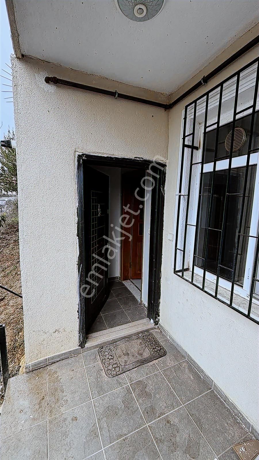 Sarıyer Cumhuriyet Mahallesin'de 1+1 Bahçe Kat'ı Daire - Görsel 2