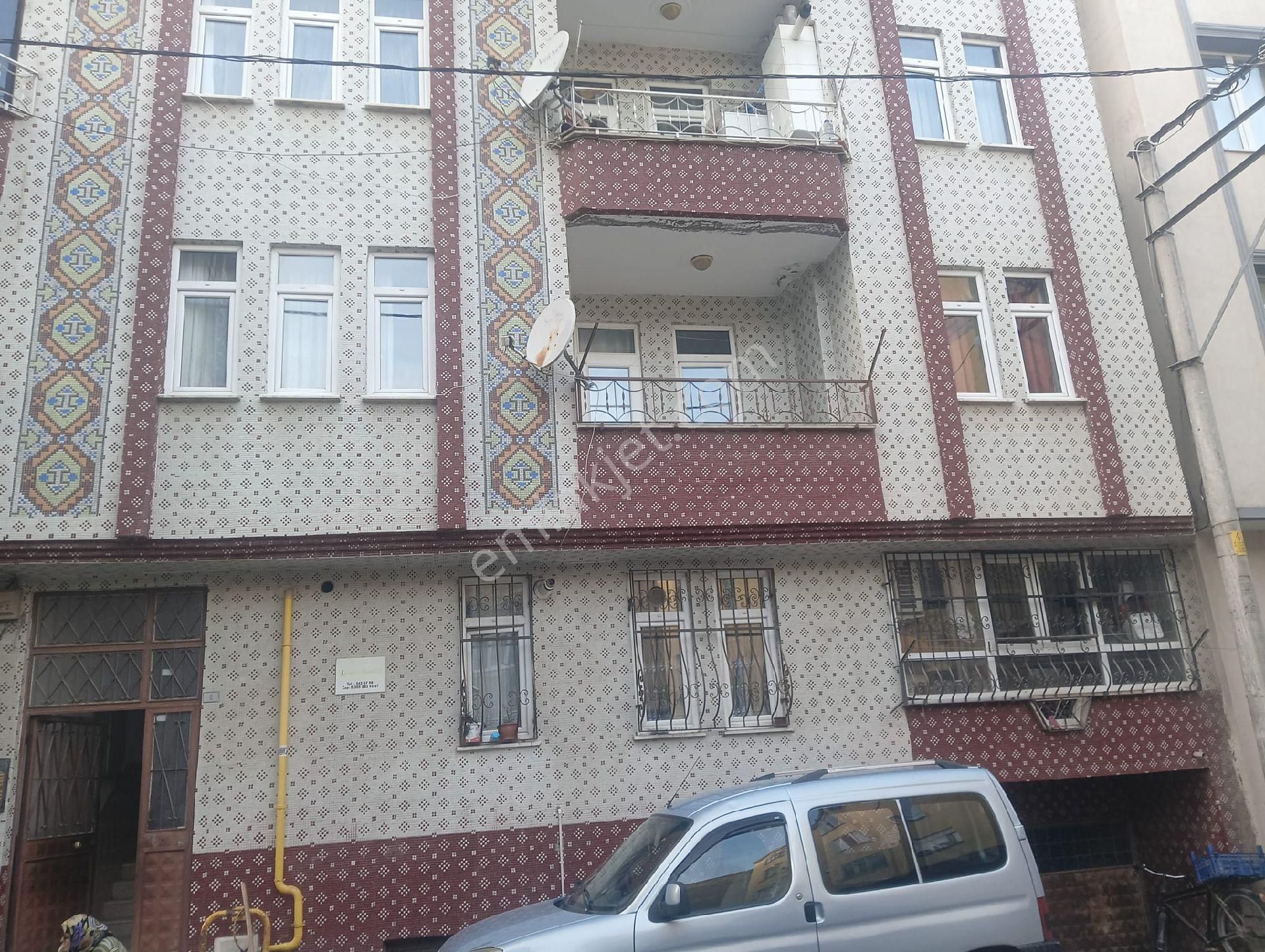 Demir Gayrimenkulden Bafra Emirefendi Mahallesinde Satılık