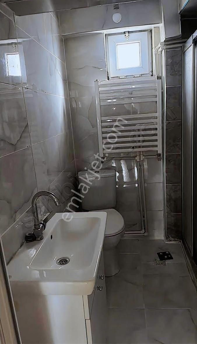 Özer Emlak Kiralık 1+1,5 Daire - Görsel 5