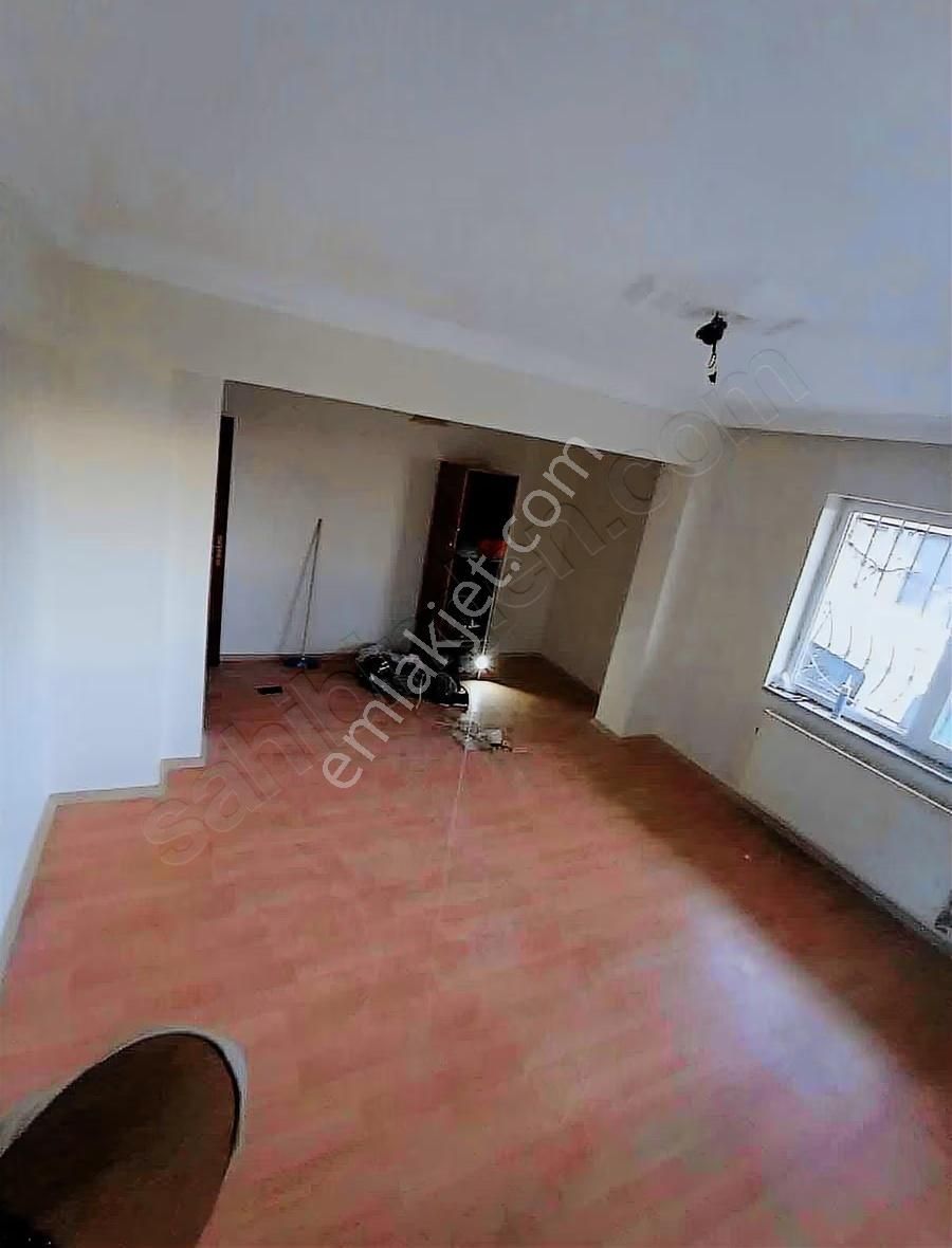 Özer Emlak Kiralık 1+1,5 Daire - Görsel 8