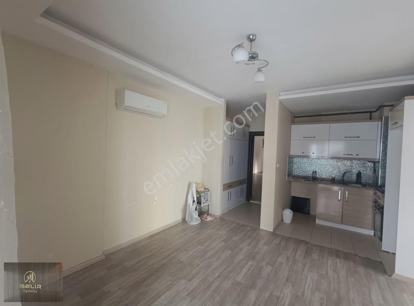 Çukurova Beyaz Evlerde Yeni Binada 2+1 Kısmen Eşyalı Kiralık
