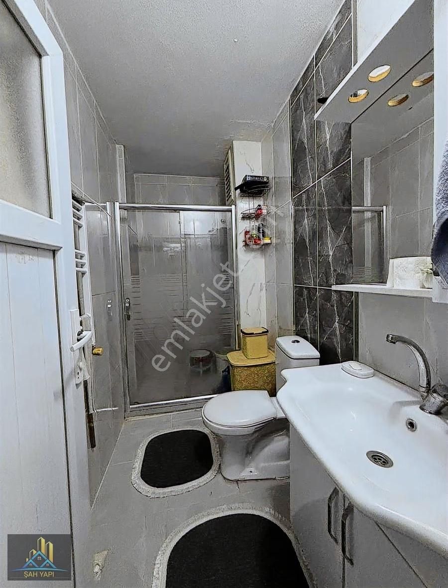 Geniş Ve Kullanışlı Aile Binası - Görsel 11