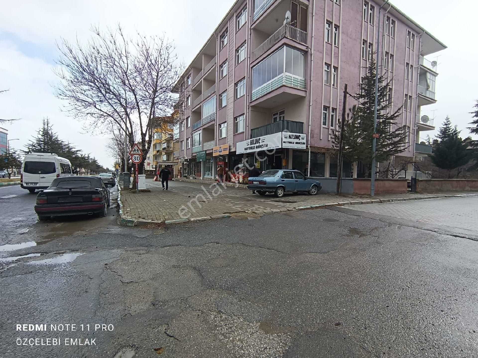 Özçelebi'den İstasyon Cadde Üzeri Köşe Kiralık Dükkan - Görsel 10