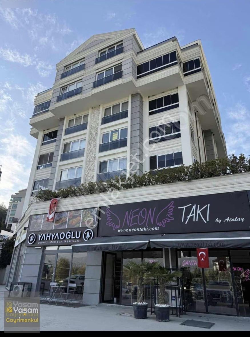 Aktaş 2 Manzaralı Havuzlu Lüx Site Köşe Ara Kat 3+1 Kiralık