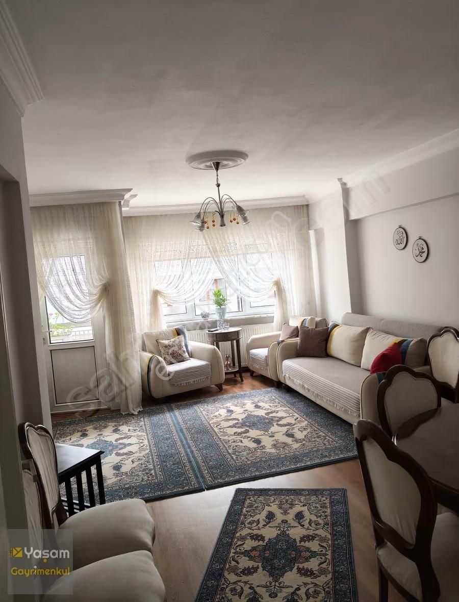 Beyazıt Cad. Üzerinde Ara Kat Asansörlü Çift Cephe 2+1 Daire - Görsel 11