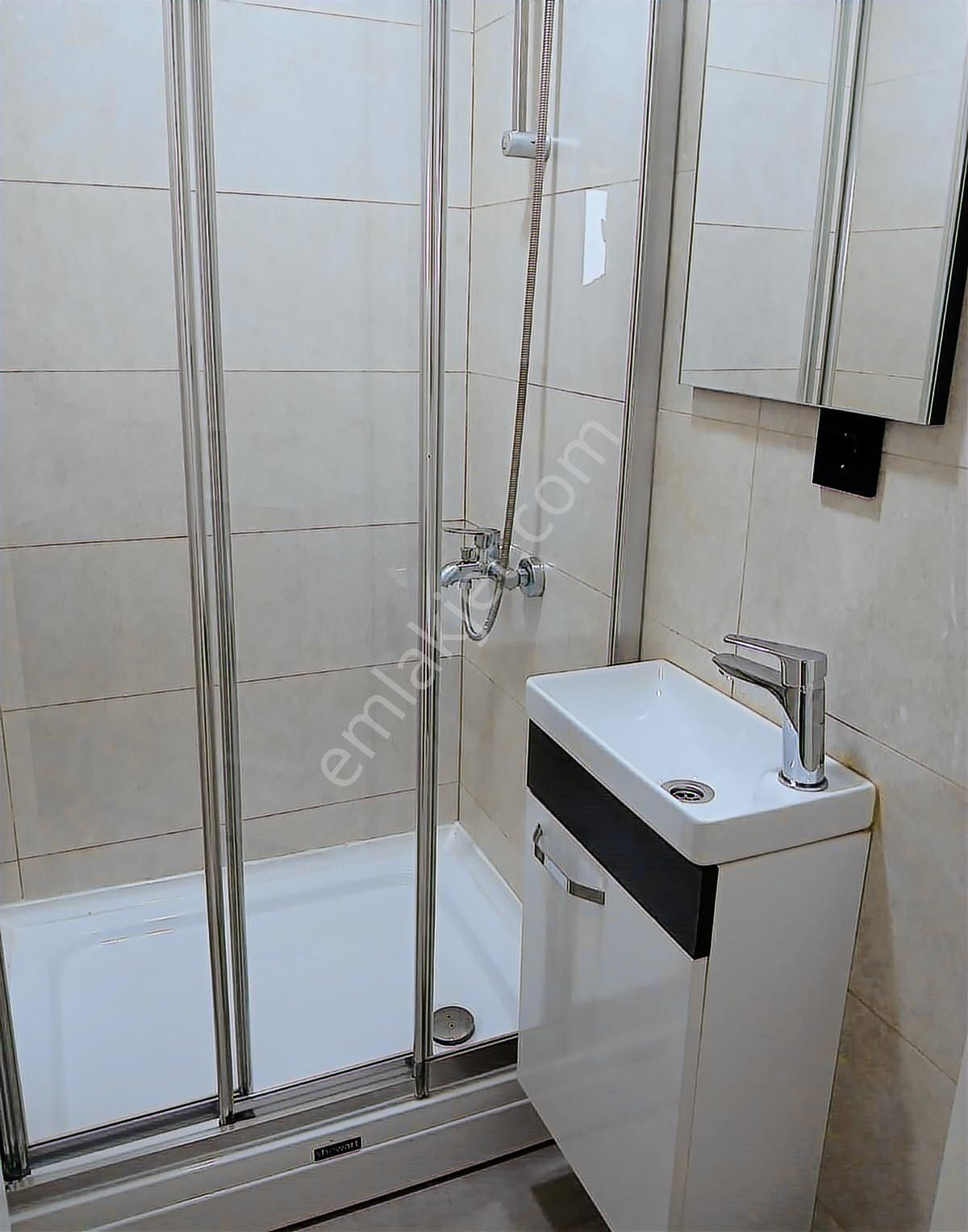 Batı Mah Ferah Sahile Yakın Arakat Balkonlu Lüx 3+1 Daire - Görsel 33