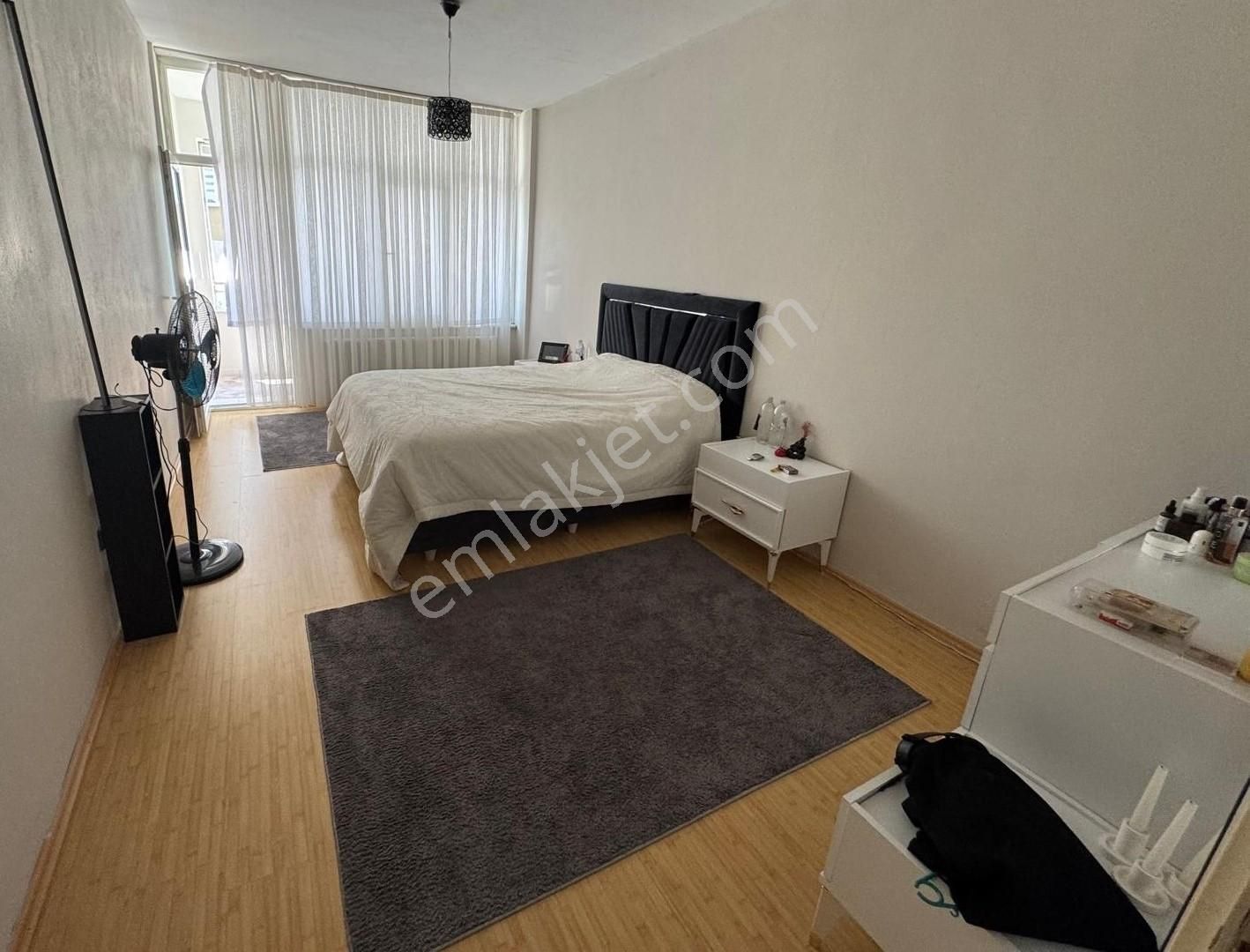 Fevzi Çakmak Mah 2+1 Geniş M2 Balkonlu Satılık Daire - Görsel 3
