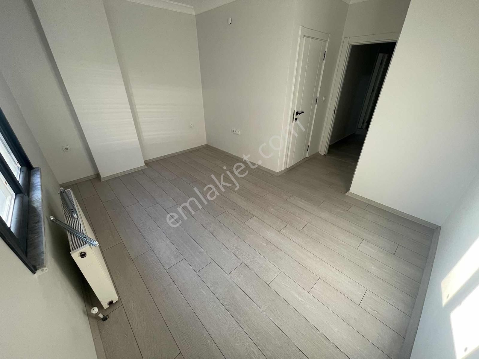 Çamçeşme Mah Balkonlu Geniş E-5e Yakın 3+1 Satılık Daire - Görsel 9