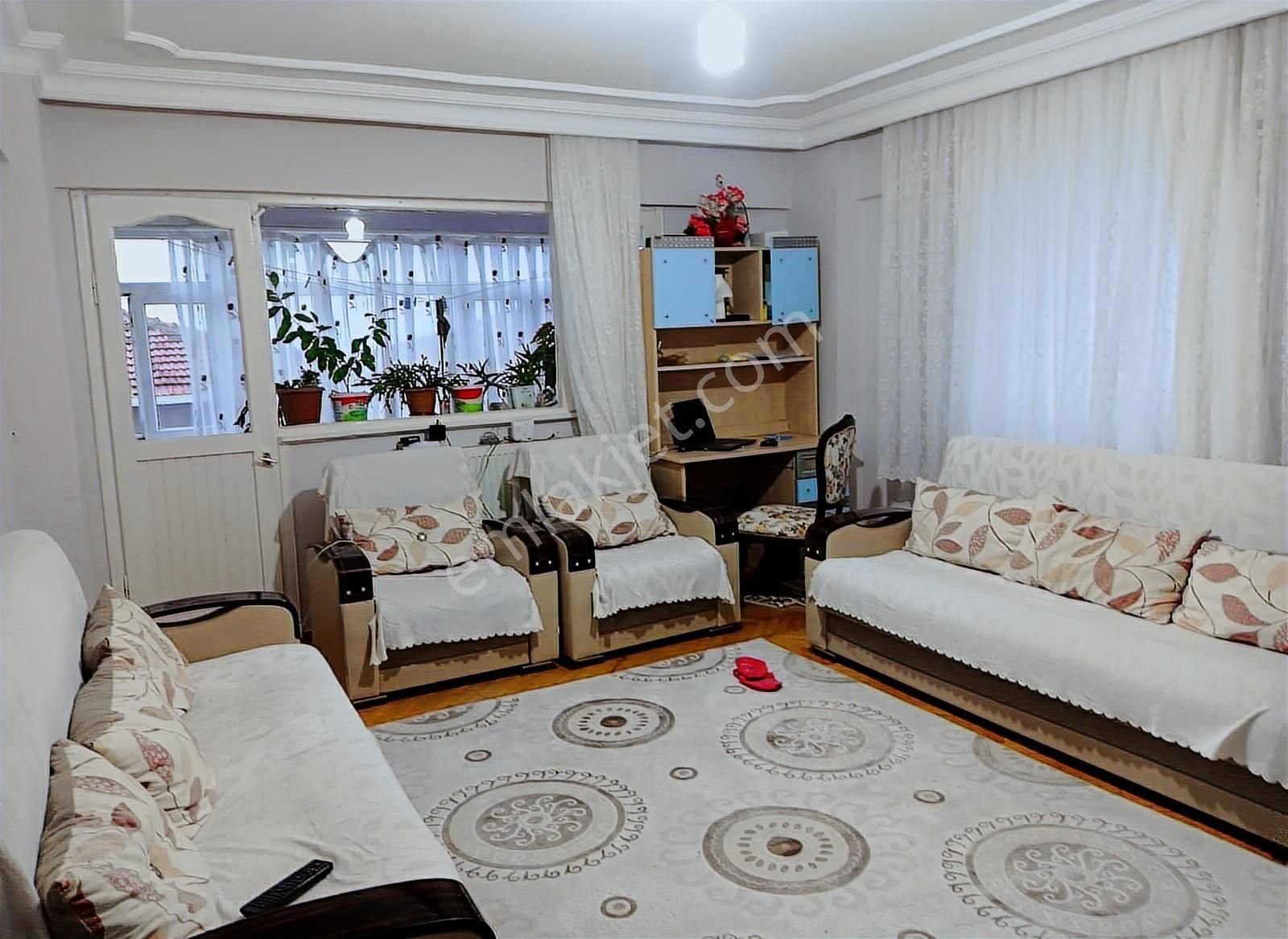 Bayramoğlu Mah Balkonlu Deniz Manzaralı Arakat Geniş 2+1 Daire - Görsel 32