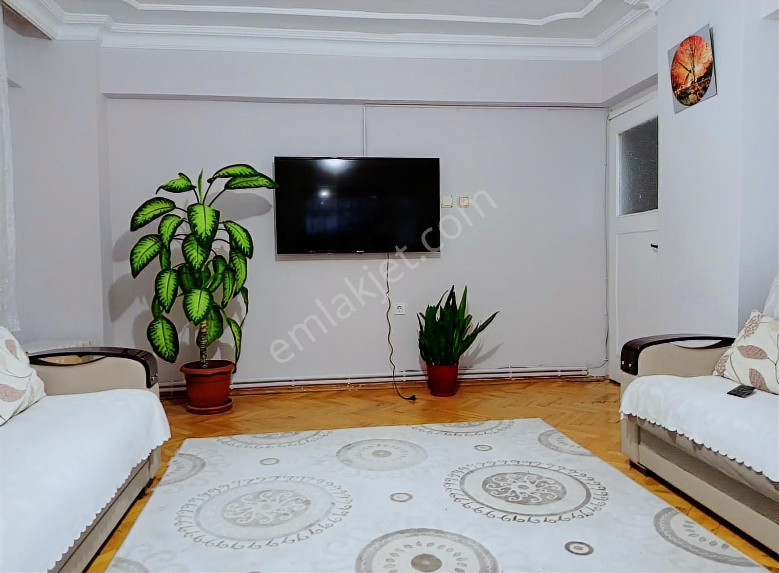 Bayramoğlu Mah Balkonlu Deniz Manzaralı Arakat Geniş 2+1 Daire - Görsel 10