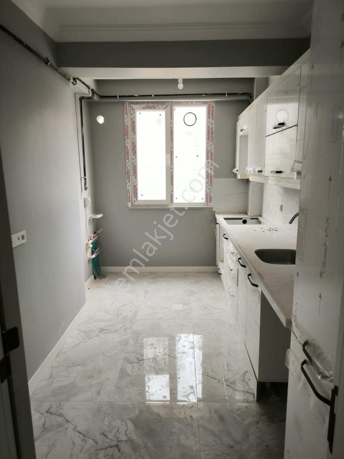 Cumhuriyet Mah 3+1 Ferah Arakat Kelepir Satılık Fırsat Daire