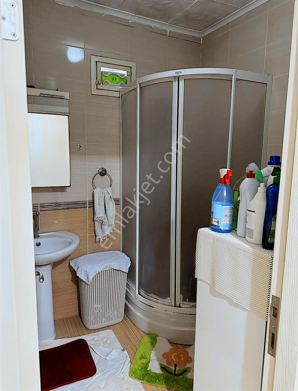 Cumhuriyet Mah Balkonlu Geniş En Üst Kat Temiz 2+1 Daire - Görsel 33