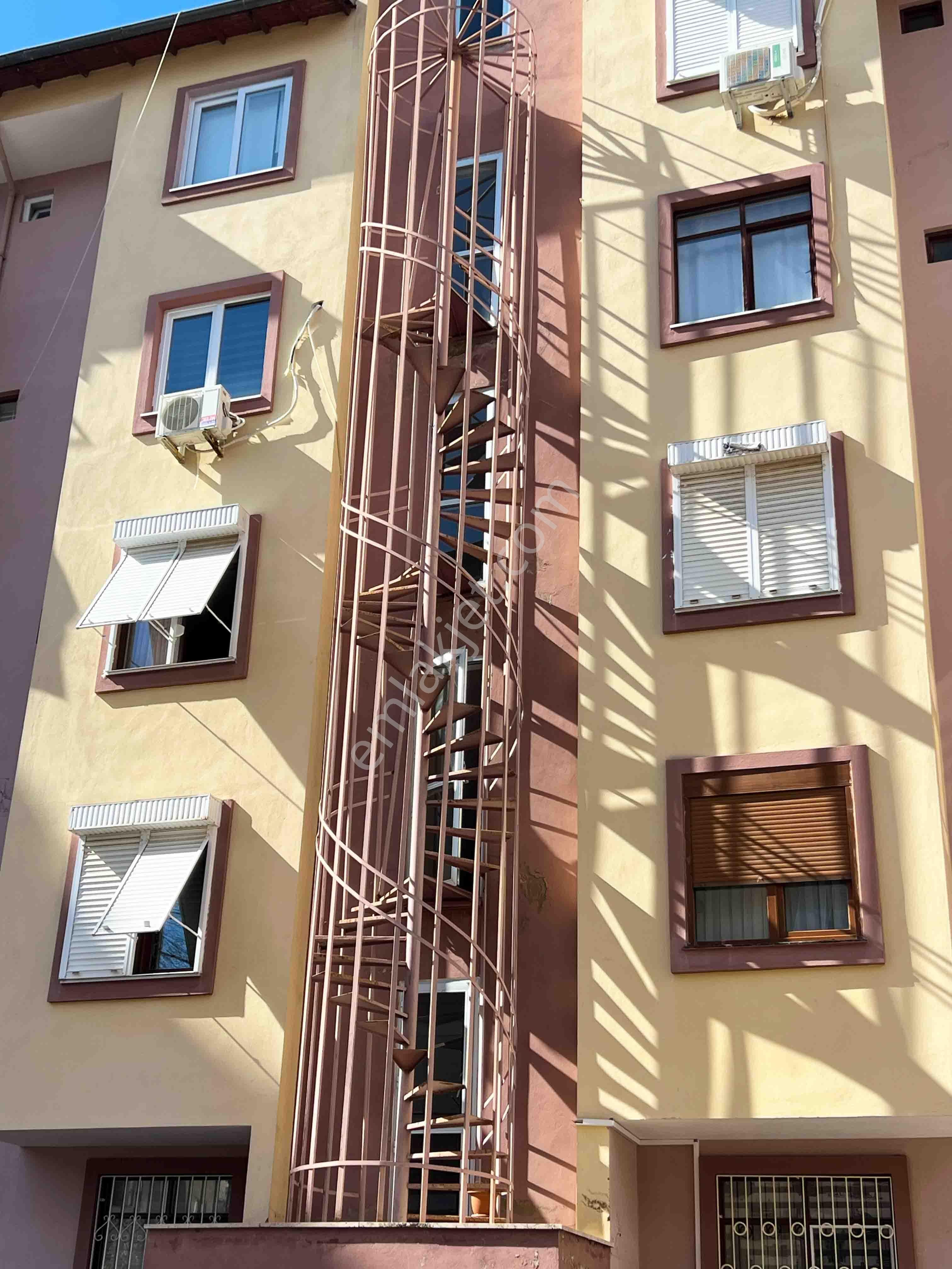Alanya Merkez 3+1 Ayrı Mutfak Aile Apartmanı Fırsat Acil (ru.en. - Görsel 5