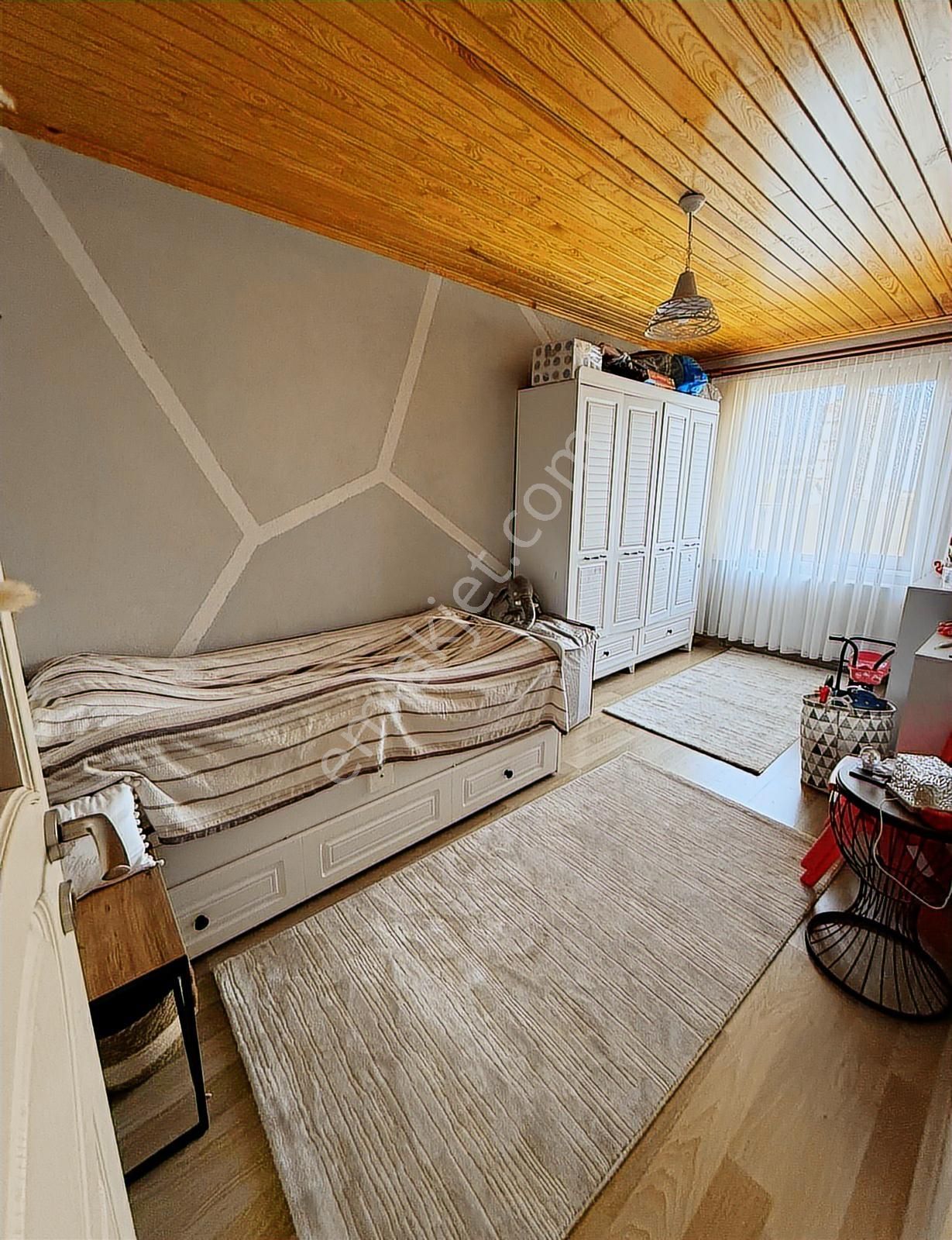 Gaziler Mah Balkonlu Geniş En Üst Kat Temiz Ferah 2+1 Daire - Görsel 27