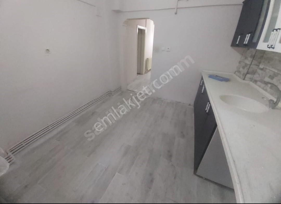 Çamçeşme Mah Balkonlu Geniş Okul'a Yakın Temiz 2+1 Daire - Görsel 25