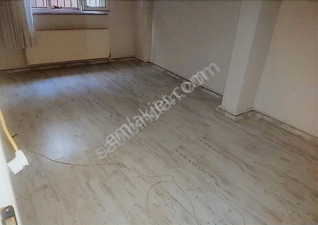 Çamçeşme Mah Balkonlu Geniş Okul'a Yakın Temiz 2+1 Daire - Görsel 24
