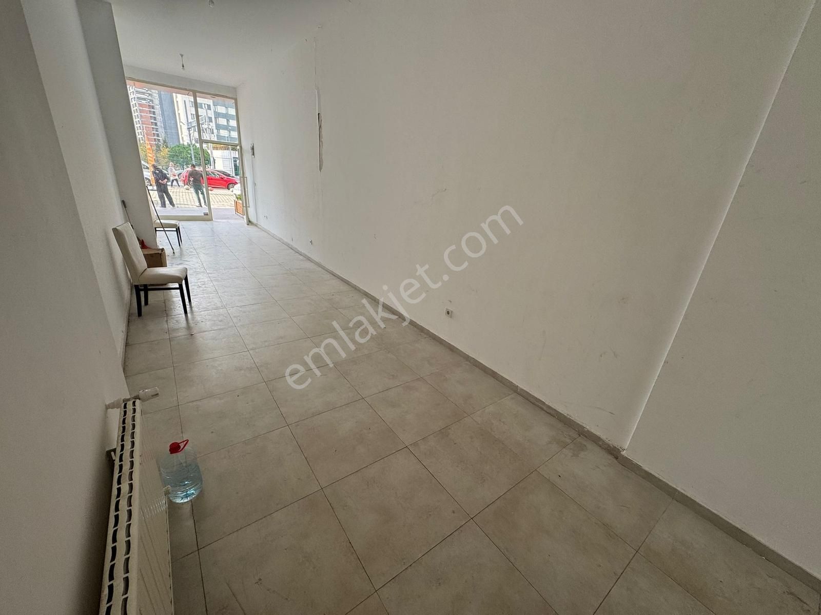 Bağdat Caddesinde Temiz Tabele Değeri Yüksek Kiralık Dükkan - Görsel 30