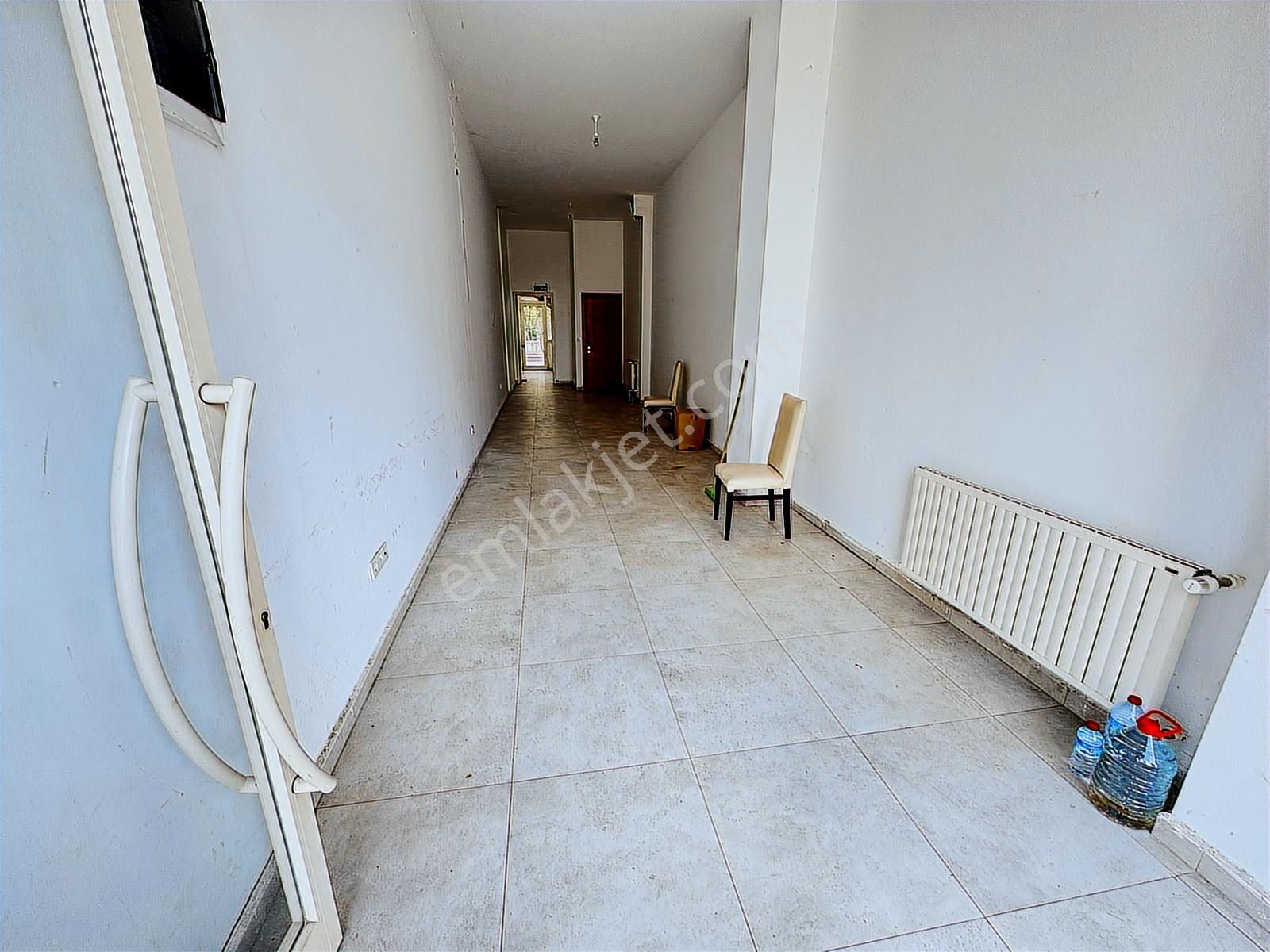 Bağdat Caddesinde Temiz Tabele Değeri Yüksek Kiralık Dükkan - Görsel 17