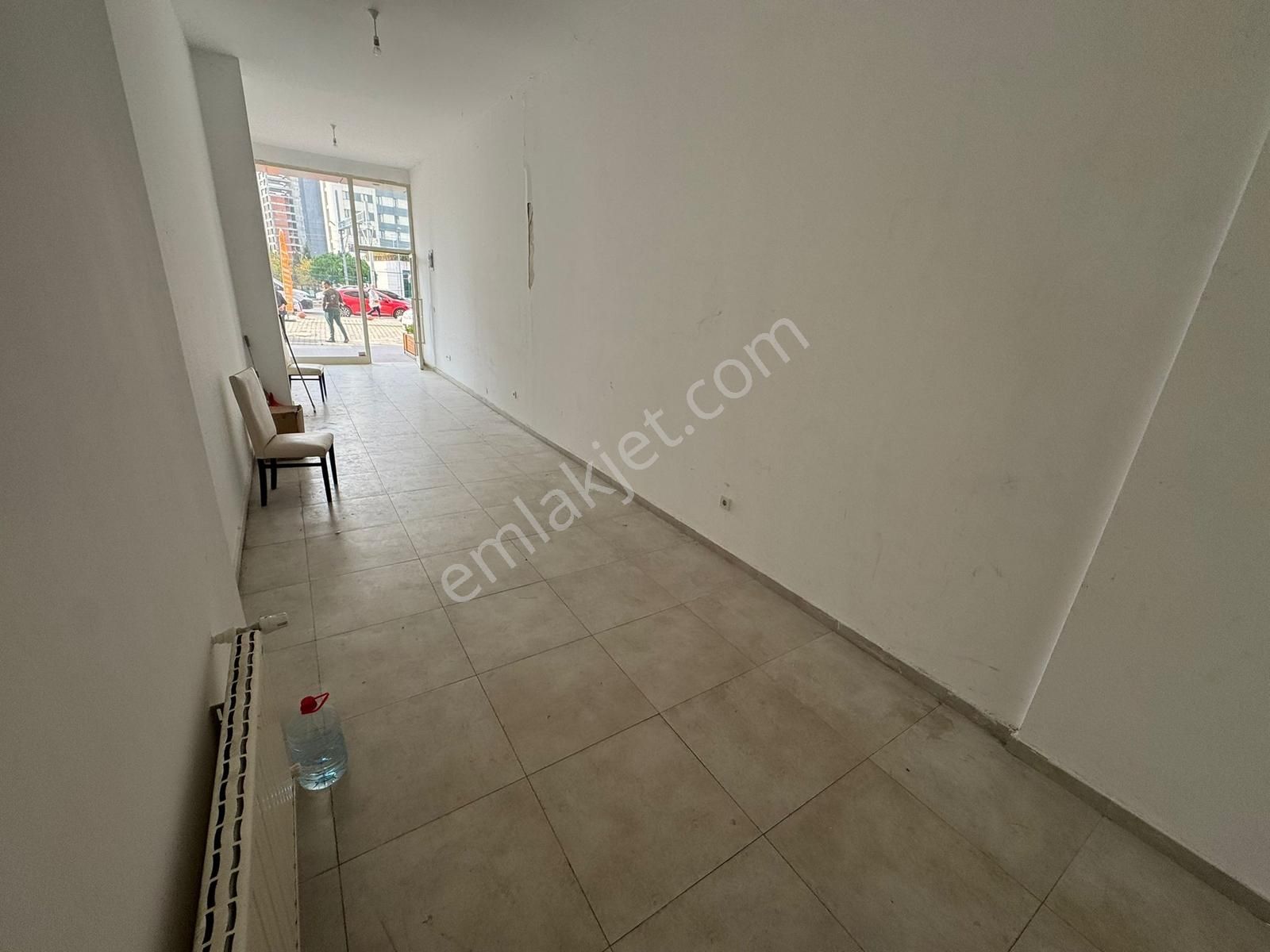 Bağdat Caddesinde Temiz Tabele Değeri Yüksek Kiralık Dükkan - Görsel 26