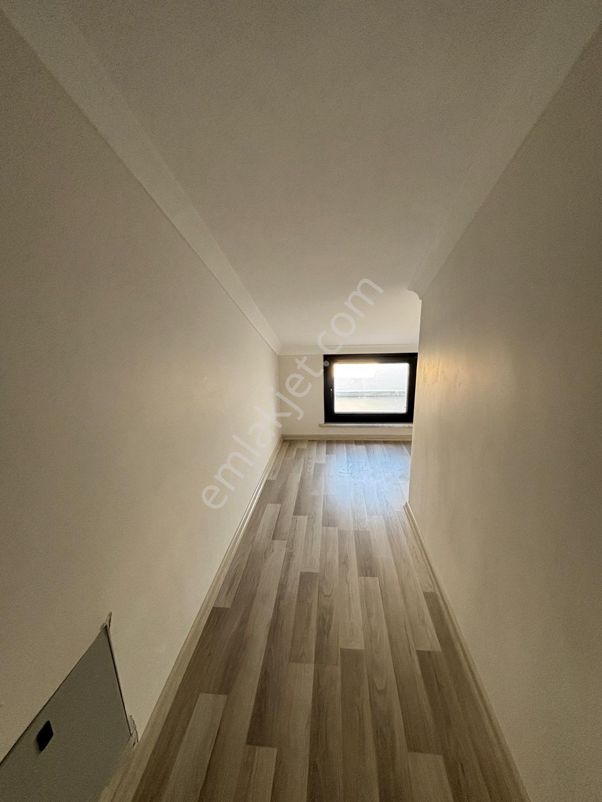 Özgürlük Mah Kent Meydanına Yakın 4+1 Dublex Daire - Görsel 23