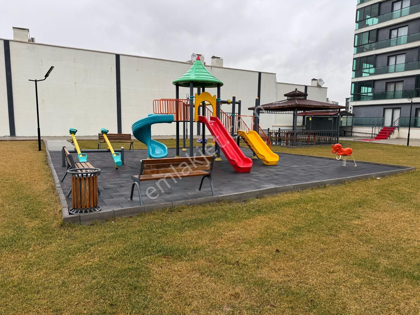 Irmak Emlak-bağlıca Mermeroğlu Caddesi Leda Lıfe'ta 4+1 Daire - Görsel 34