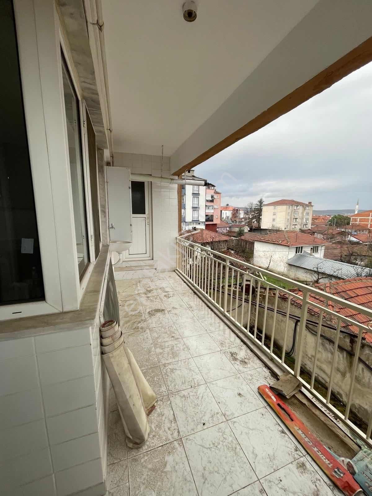 Anka Gm'den Yeniceköy Mah. Çarşı İçi Mevkii Kiralık 165 M2 Daire - Görsel 7