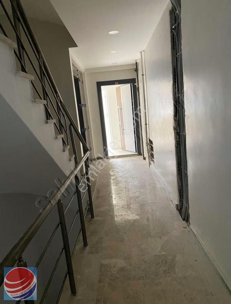 Silivri Yeni Mahallede Moderin Yapısıyla Cadde Üzerinde - Görsel 11