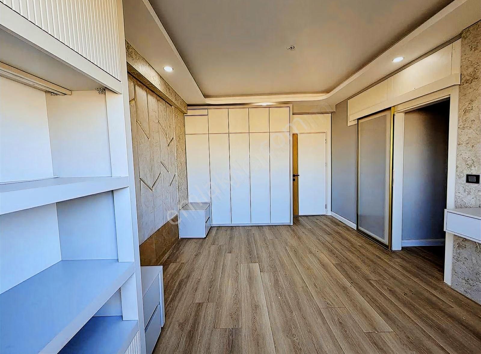 Zamur Towers'ta 3+1 180 M2 Yerden Isıtma Ekstralı Satılık Daire - Görsel 6