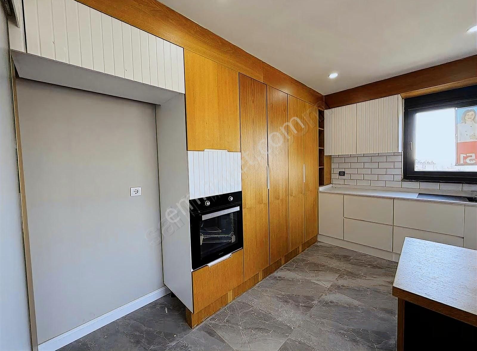 Zamur Towers'ta 3+1 180 M2 Yerden Isıtma Ekstralı Satılık Daire - Görsel 4