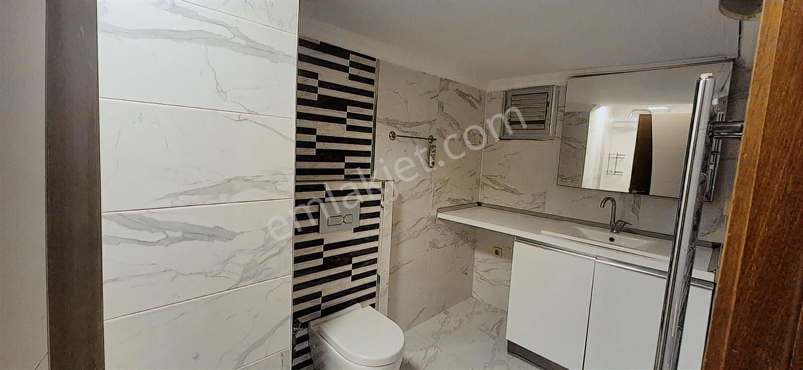 Bahçelievler'de Otoparklı 3+1 Kiralık Daire - Görsel 30