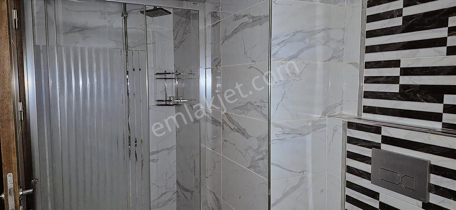 Bahçelievler'de Otoparklı 3+1 Kiralık Daire - Görsel 35