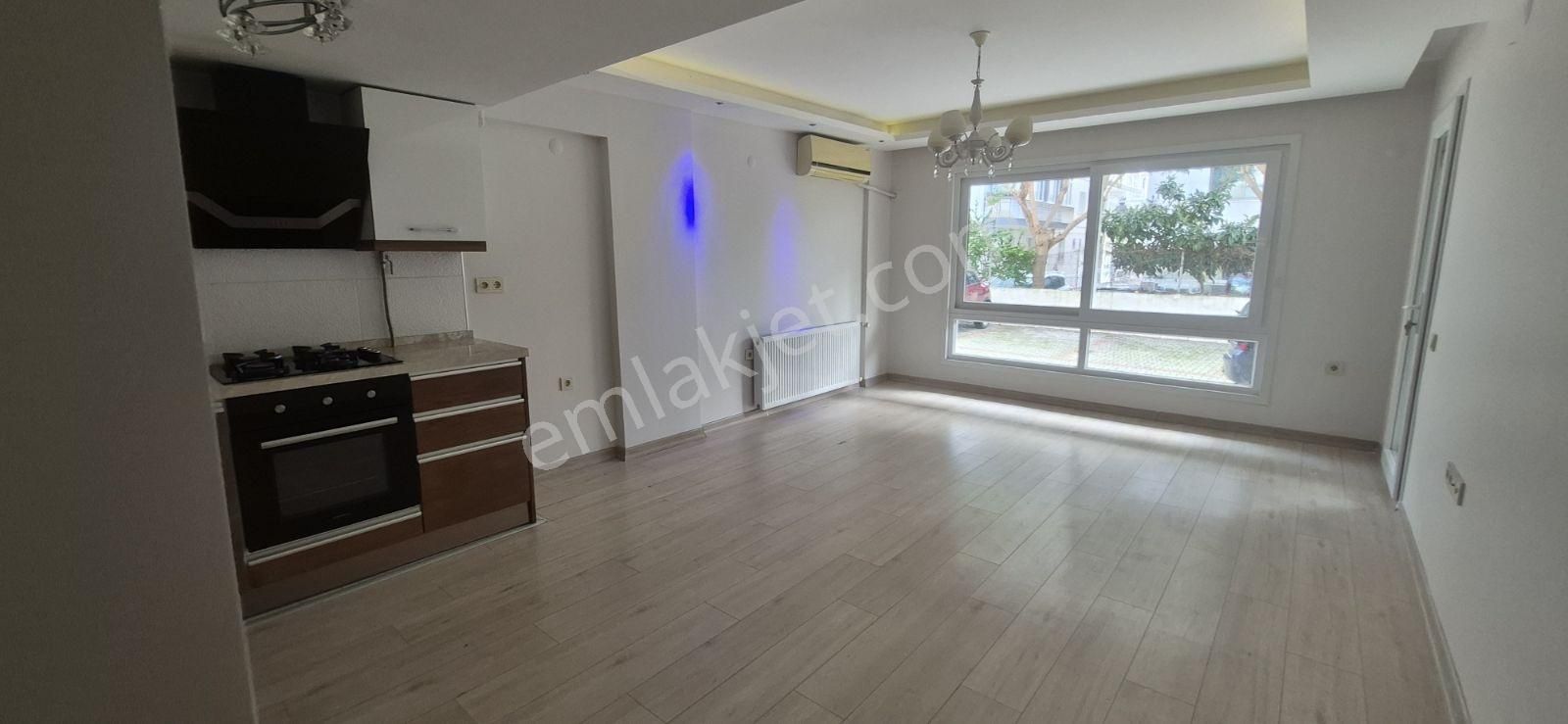 Bahçelievler'de Otoparklı 3+1 Kiralık Daire - Görsel 12