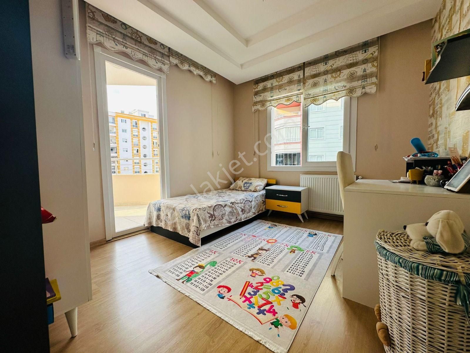 Satılık Havuzlu Daire 4+1 Amerikan Mutfak - Görsel 7