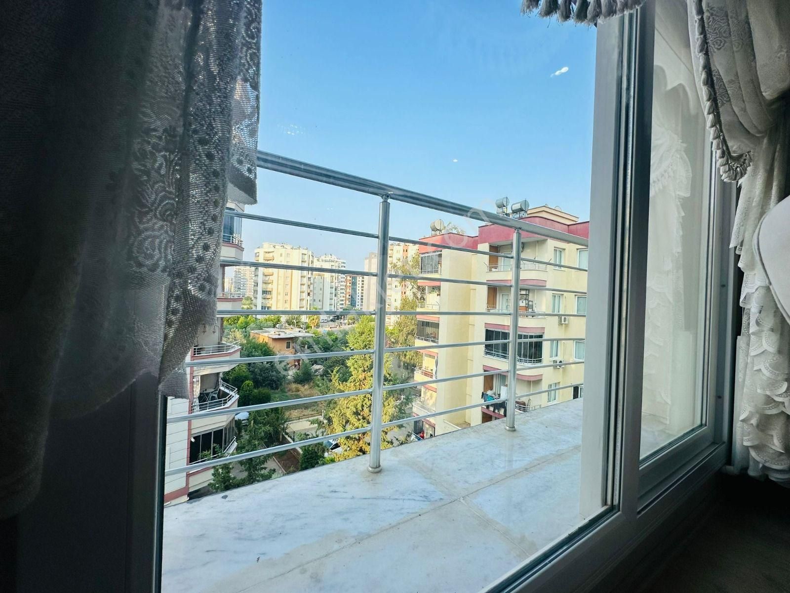 Satılık Havuzlu Daire 4+1 Amerikan Mutfak - Görsel 16