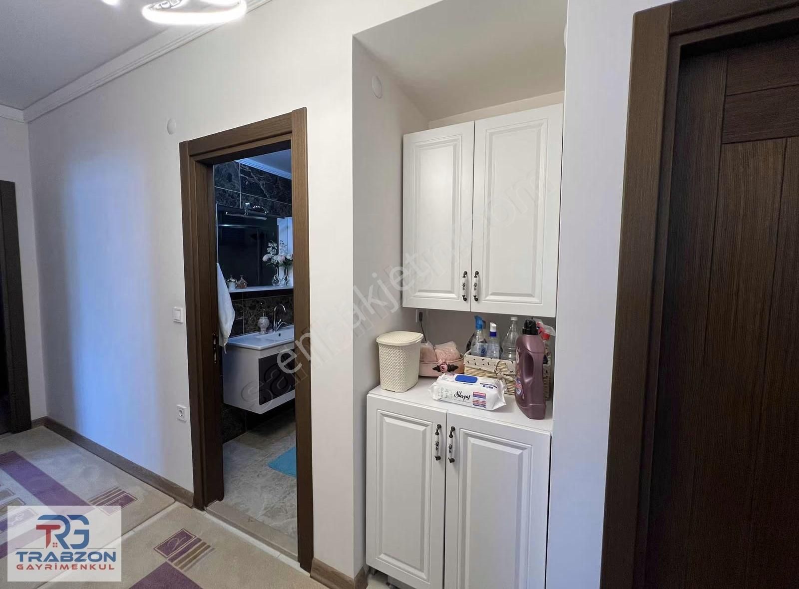 Trabzon Kaşüstü'nde Deniz Manzaralı Lüks 4+1 Daire - Görsel 6