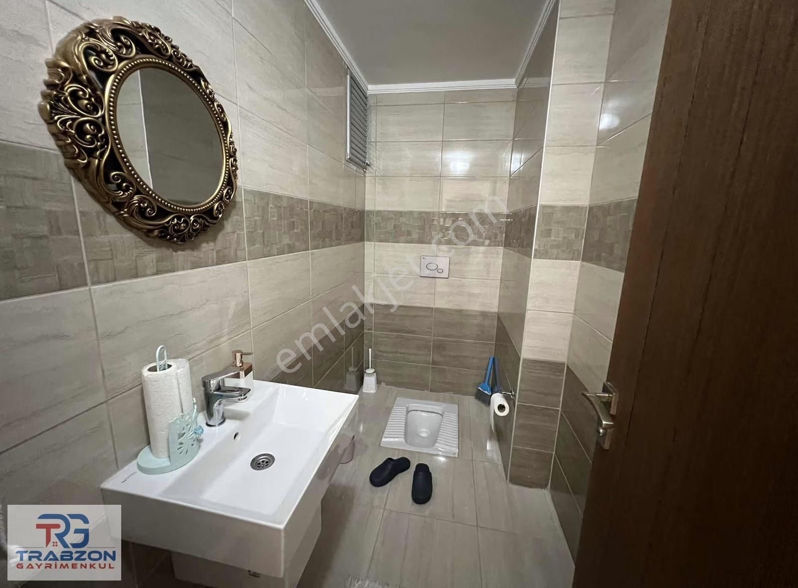 Trabzon Kaşüstü'nde Deniz Manzaralı Lüks 4+1 Daire - Görsel 12