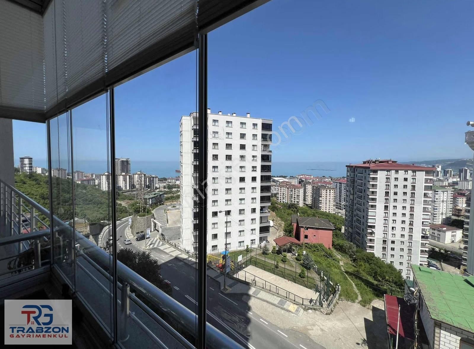 Trabzon Kaşüstü'nde Deniz Manzaralı Lüks 4+1 Daire - Görsel 13