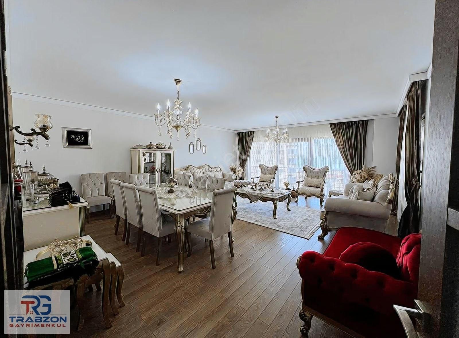 Trabzon Kaşüstü'nde Deniz Manzaralı Lüks 4+1 Daire - Görsel 3