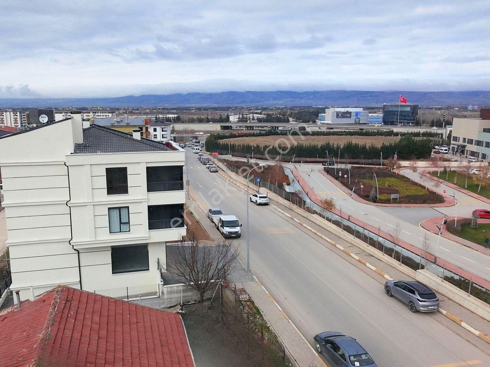Kr Unıty'den Şehir Hastanesi Girişinde Satılık 1+1 Daire - Görsel 4