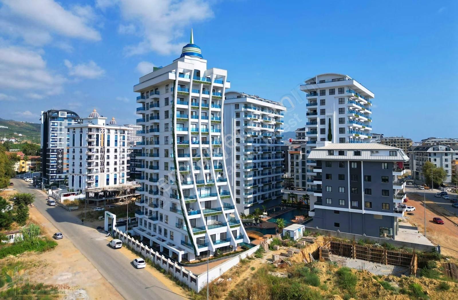 Mahmutlar Green Ocean'da Satılık 2+1 Eşyasız Doğa Manzaralı
