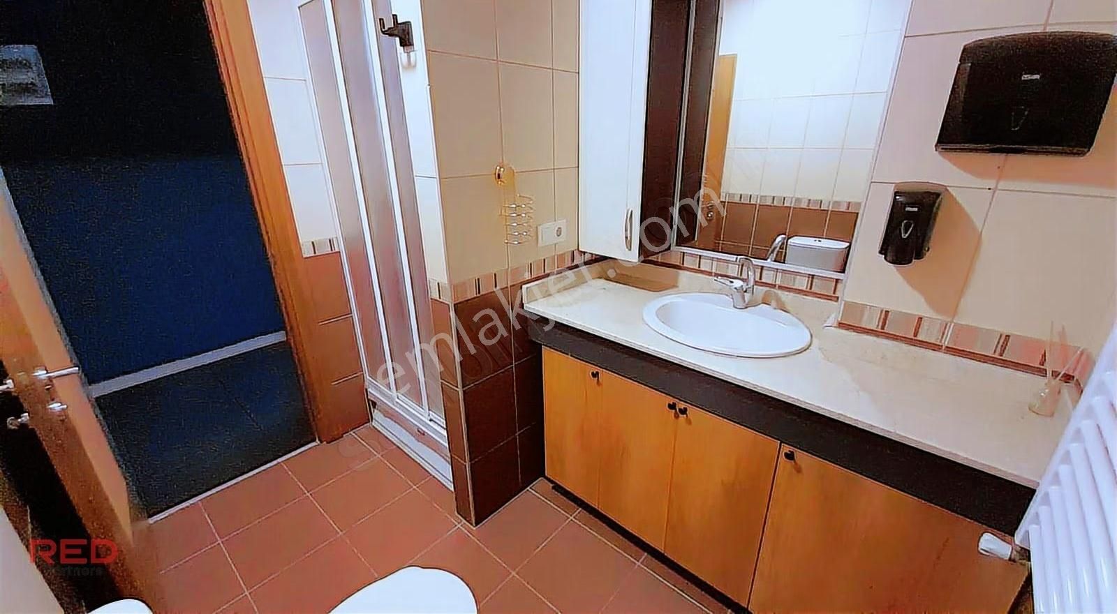 Maltepe Cevizli Satılık Dükkan | Metroya 100 M, Ön Kullanımlı - Görsel 5