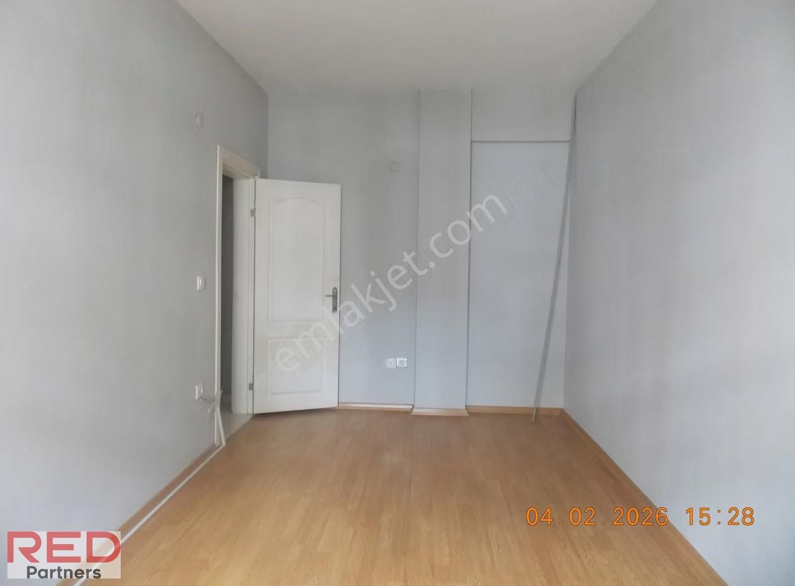 Samandıra Eyüpsultan Geniş 2+1 Balkonlu Kiralık Daire - Görsel 6