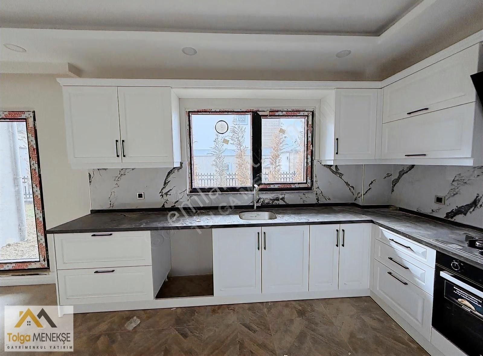 Namık Kemal Mahallesinde Sıfır 2 Katlı Müstakil Bahçeli Villa - Görsel 15