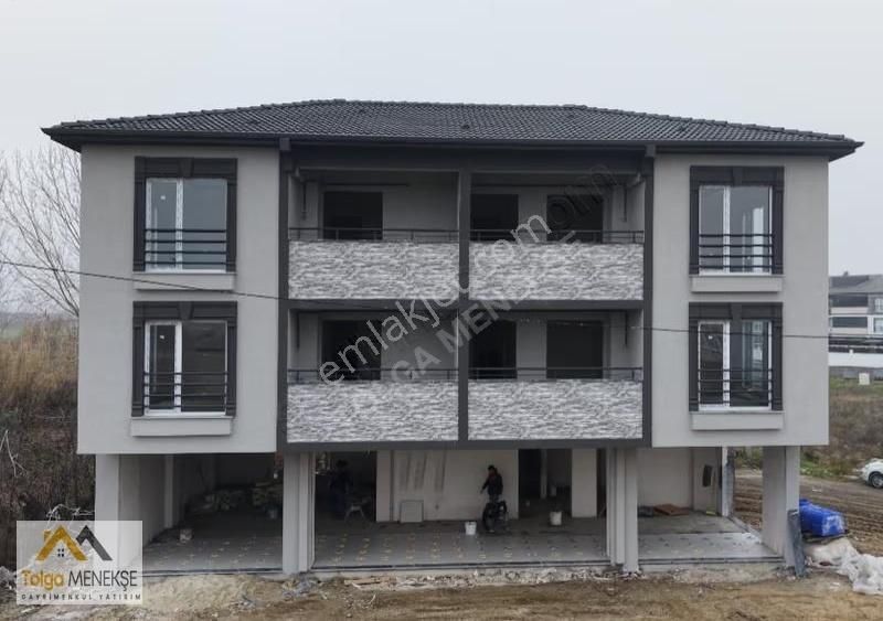 Kumbağ'da Ayrı Mutfak Ebeveyn Banyolu Denize 150 M Ultra Lüx 2+1