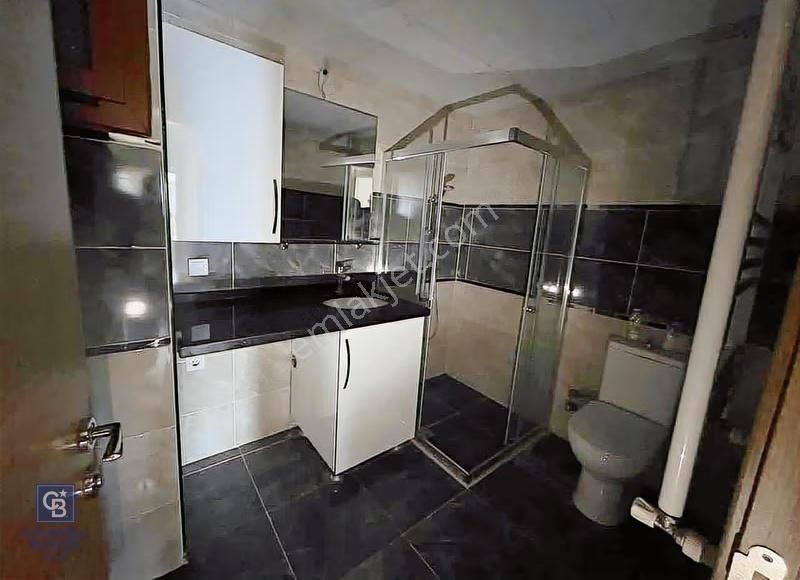 Narlıdere Limanreis Mah'de Sahile 3 Dk Lık Mesefade 3+1 Daire - Görsel 5