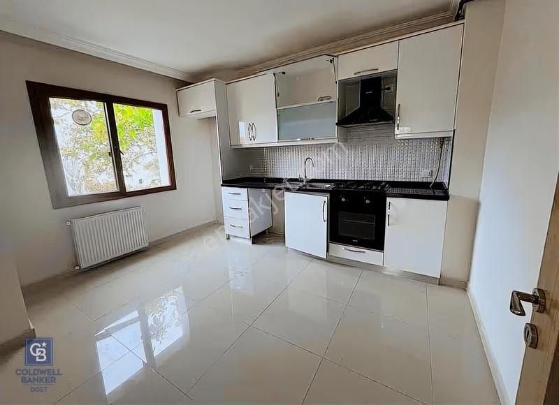 Narlıdere Limanreis Mah'de Sahile 3 Dk Lık Mesefade 3+1 Daire - Görsel 6