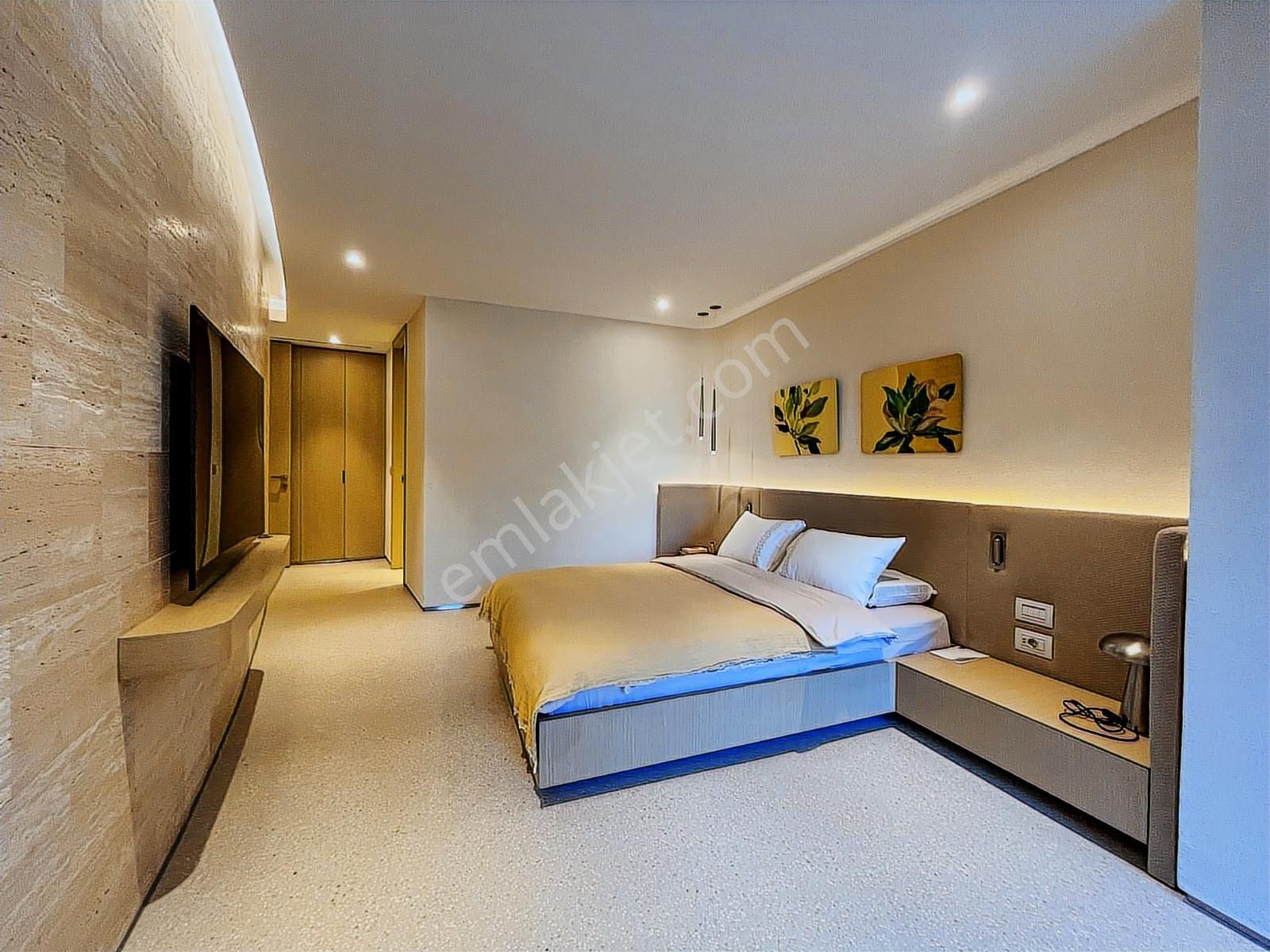 Bodrum Merkez'de Satılık Deniz Manzaralı 6+2 Ultra Lüks Villa - Görsel 33