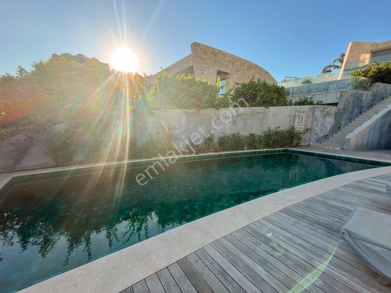 Bodrum Merkez'de Satılık Deniz Manzaralı 6+2 Ultra Lüks Villa - Görsel 12