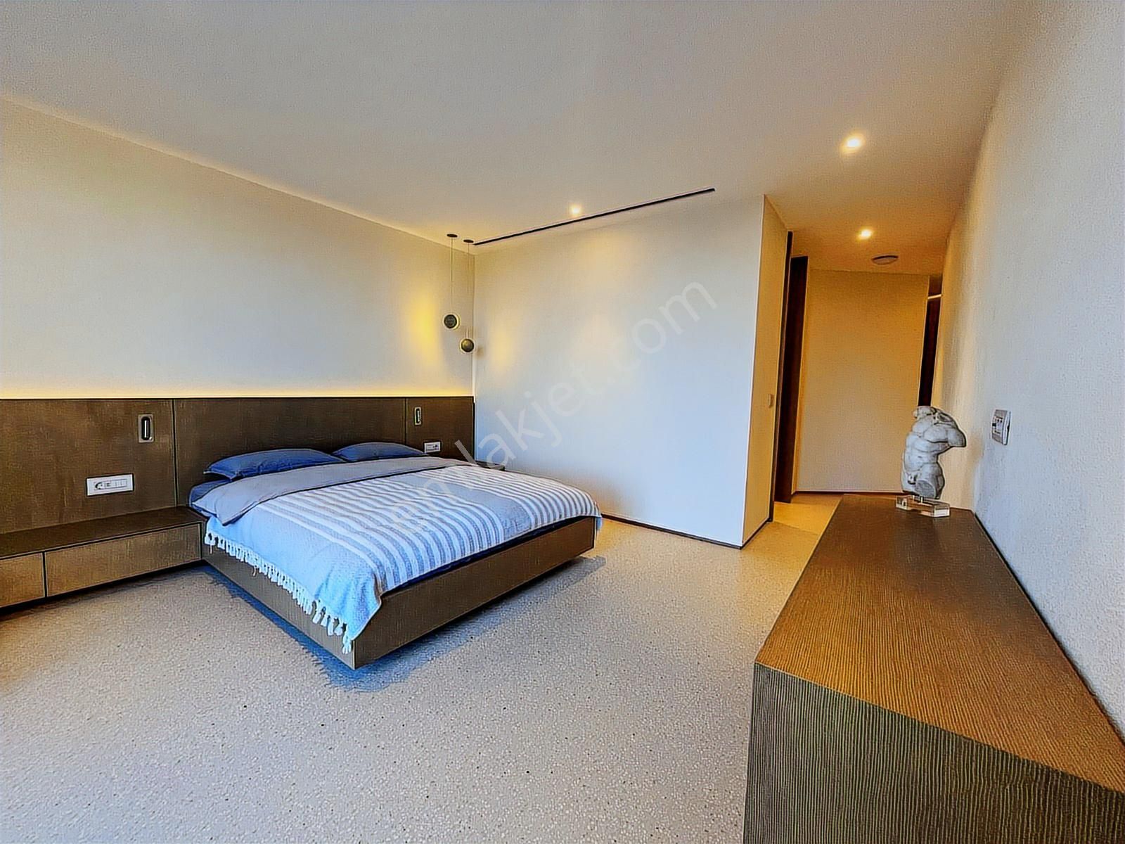 Bodrum Merkez'de Satılık Deniz Manzaralı 6+2 Ultra Lüks Villa - Görsel 28